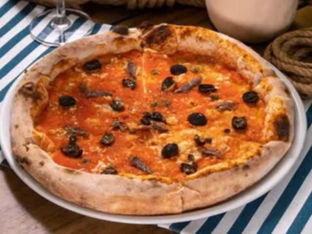 라 칼라_나폴리 피자_메뉴사진