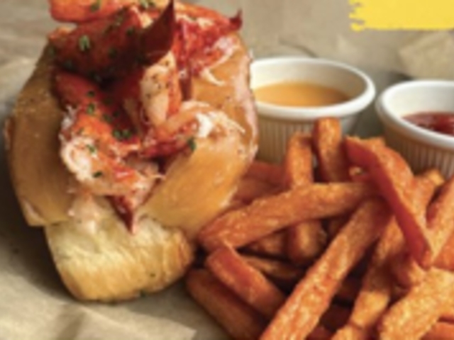 Beachin’ Shrimp No.1_LOBSTER ROLL_menu_image