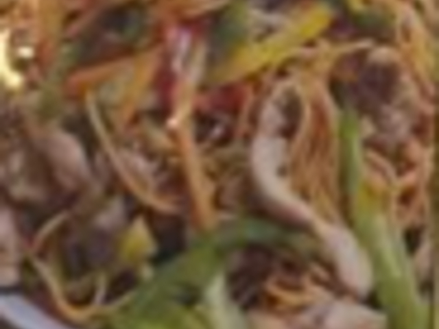 NGON 83 - VIETNAMESE FOODS_Chicken Fried noodle_menu_image