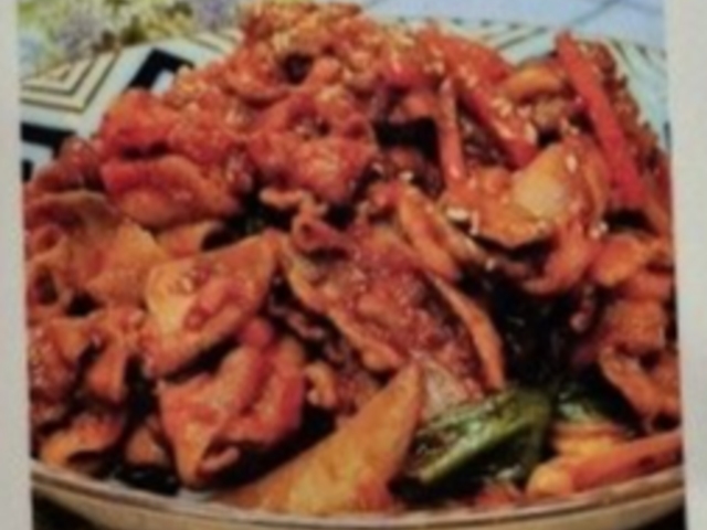 수라 한식당_Thịt Heo Xào Cay_메뉴사진