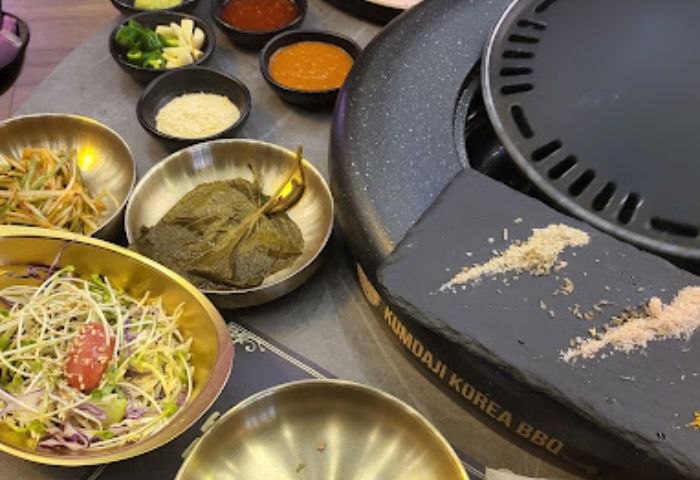 금돼지 BBQ_매장및음식사진