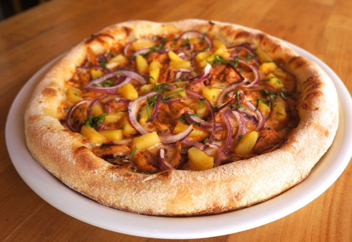 캘리포니아 피자 키친 투몬점_매장및음식사진