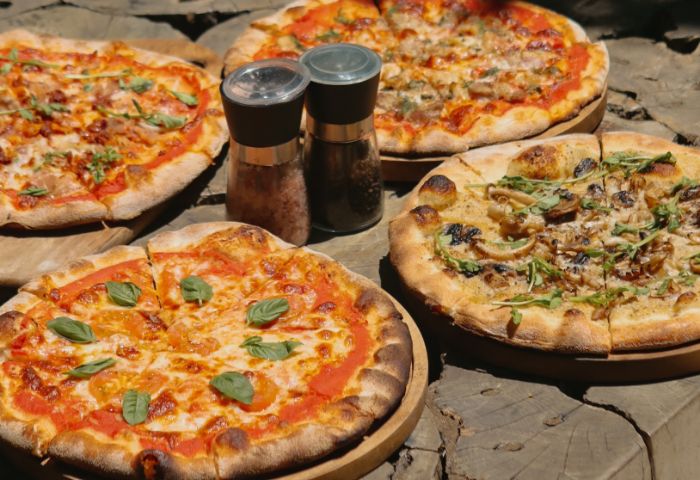 Urban Seaside Restaurant_restaurant_food_image